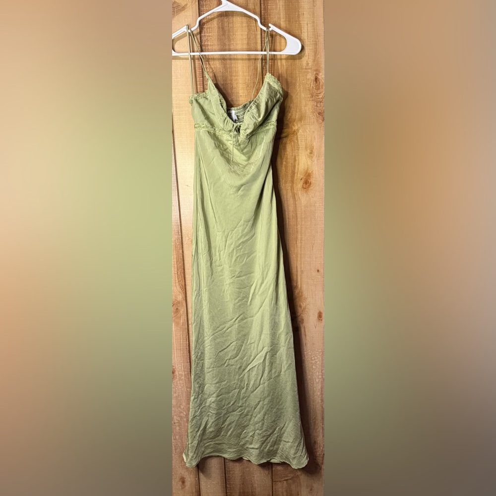 Princess Polly Emily Maxi Dress Green $74 Retail Sold Out - Picture 6 of 14
